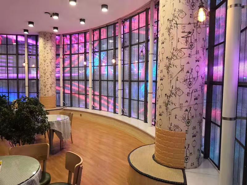 全彩led透明屏價格是多少錢？